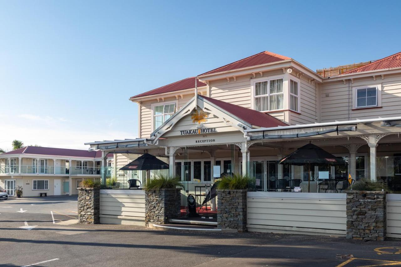 Tuakau Hotel 4*