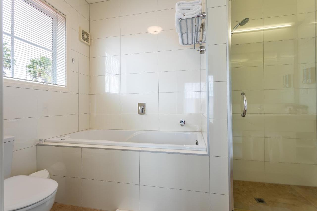 Tuakau Hotel 4* Tuakau