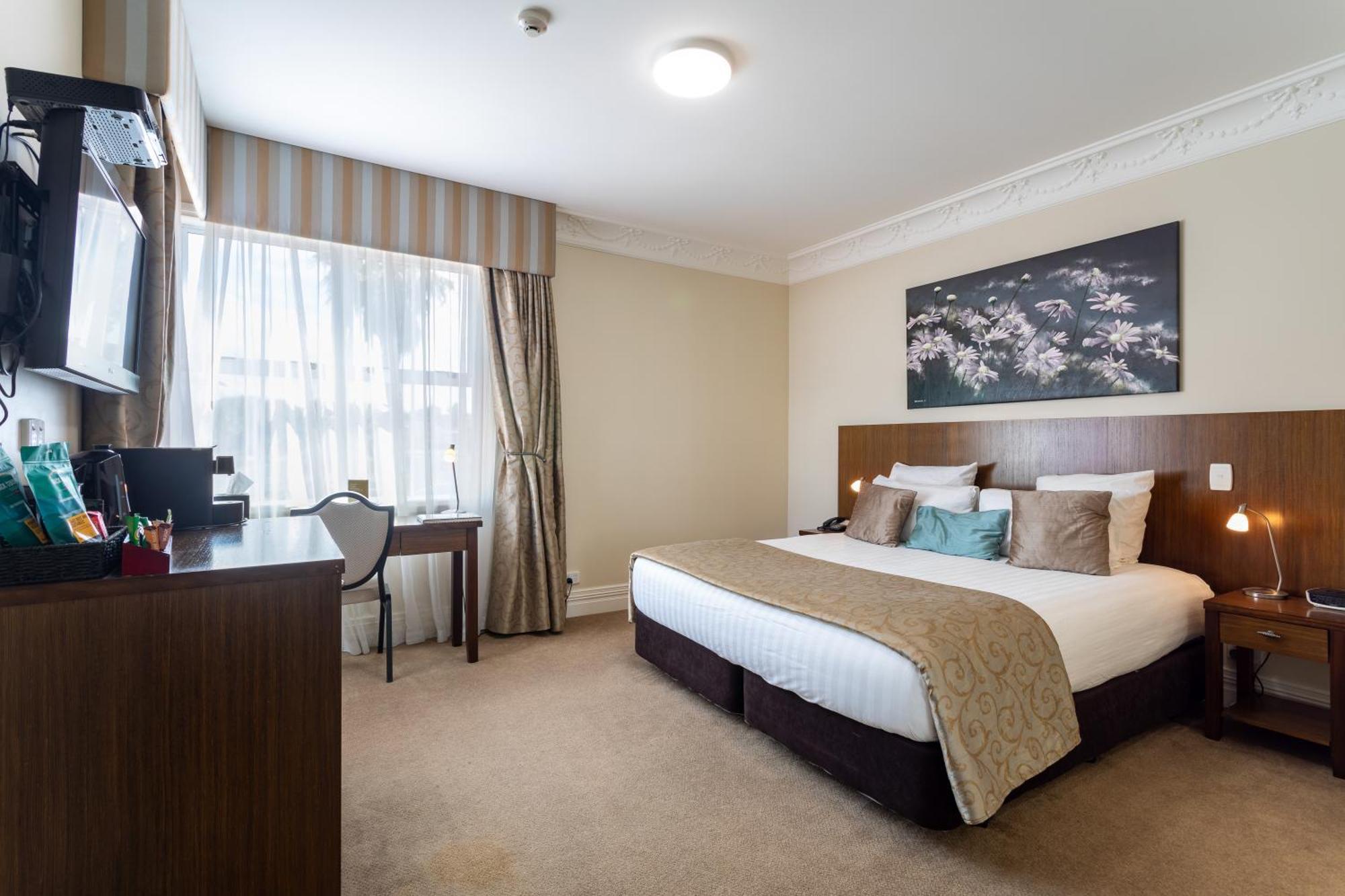 Tuakau Hotel Tuakau
